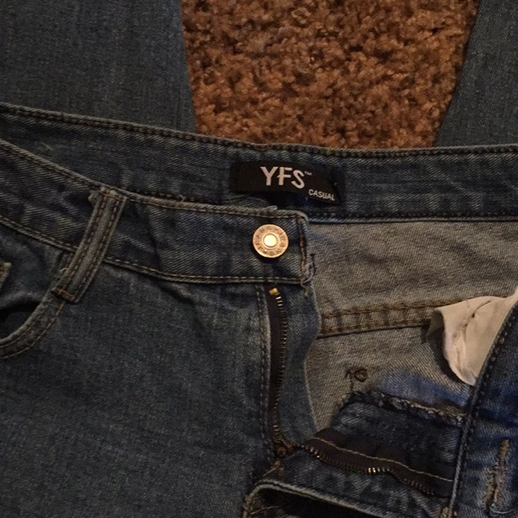 Slim Jeans - Picture 3 of 7